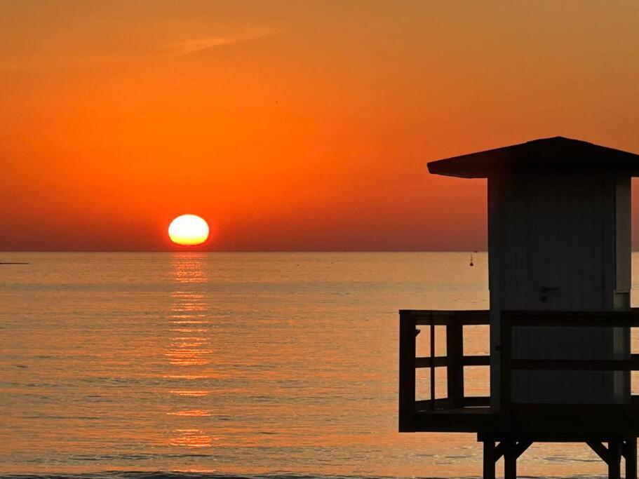 Carihuela Paradise Beach Torremolinos Exterior photo